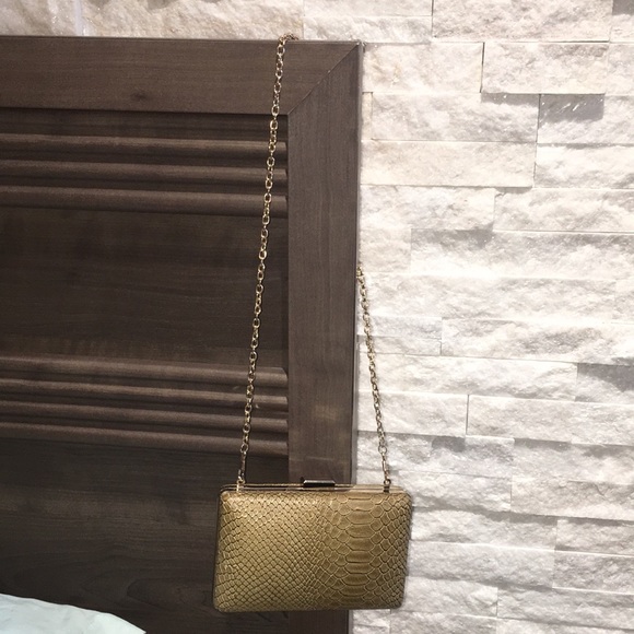 Textured Clutch (Brown/Tan) - Picture 4 of 4